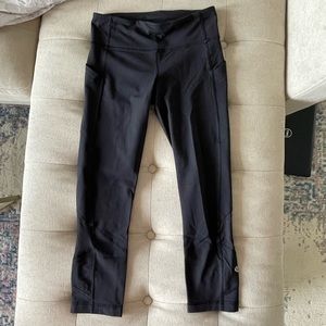 LULU LEMON crop leggings